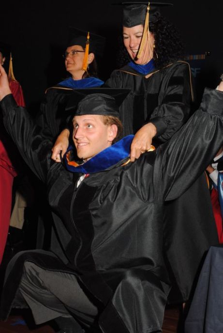 Arr1-b7L5xLmStkEz4kr1botn2Bcynfybyr1VBvJL8I